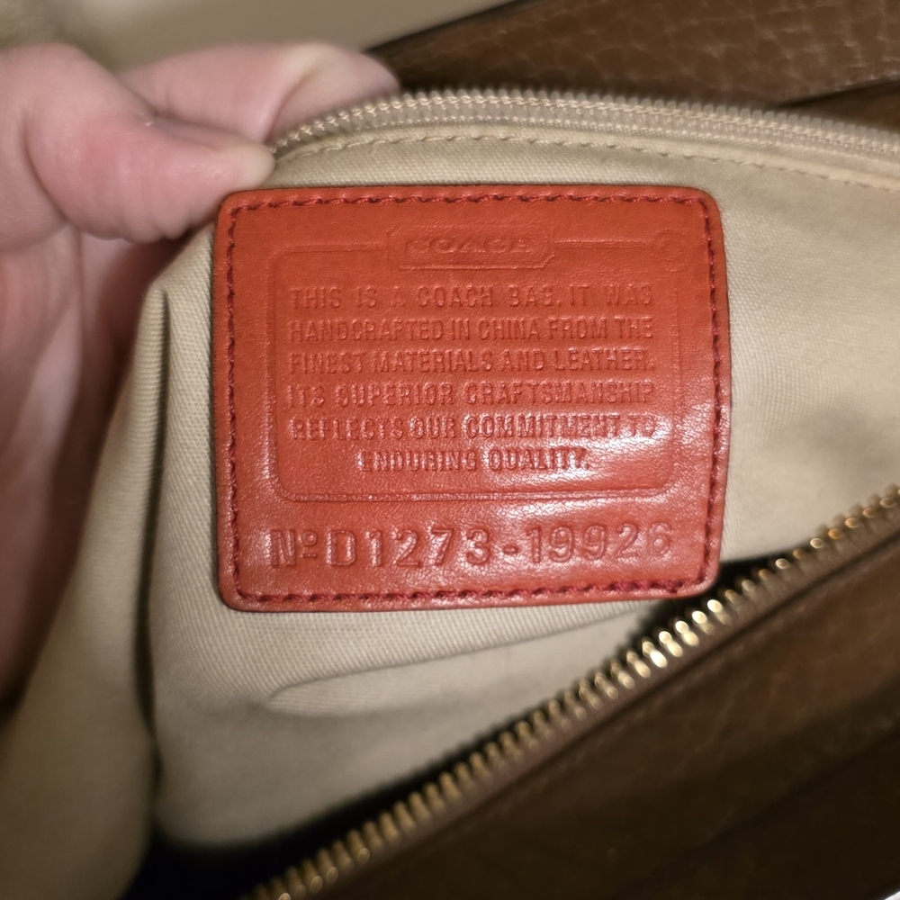 Coach Legacy Pebbled Leather Med Candace Tote Bag D1273-19926 - Picture 4 of 8